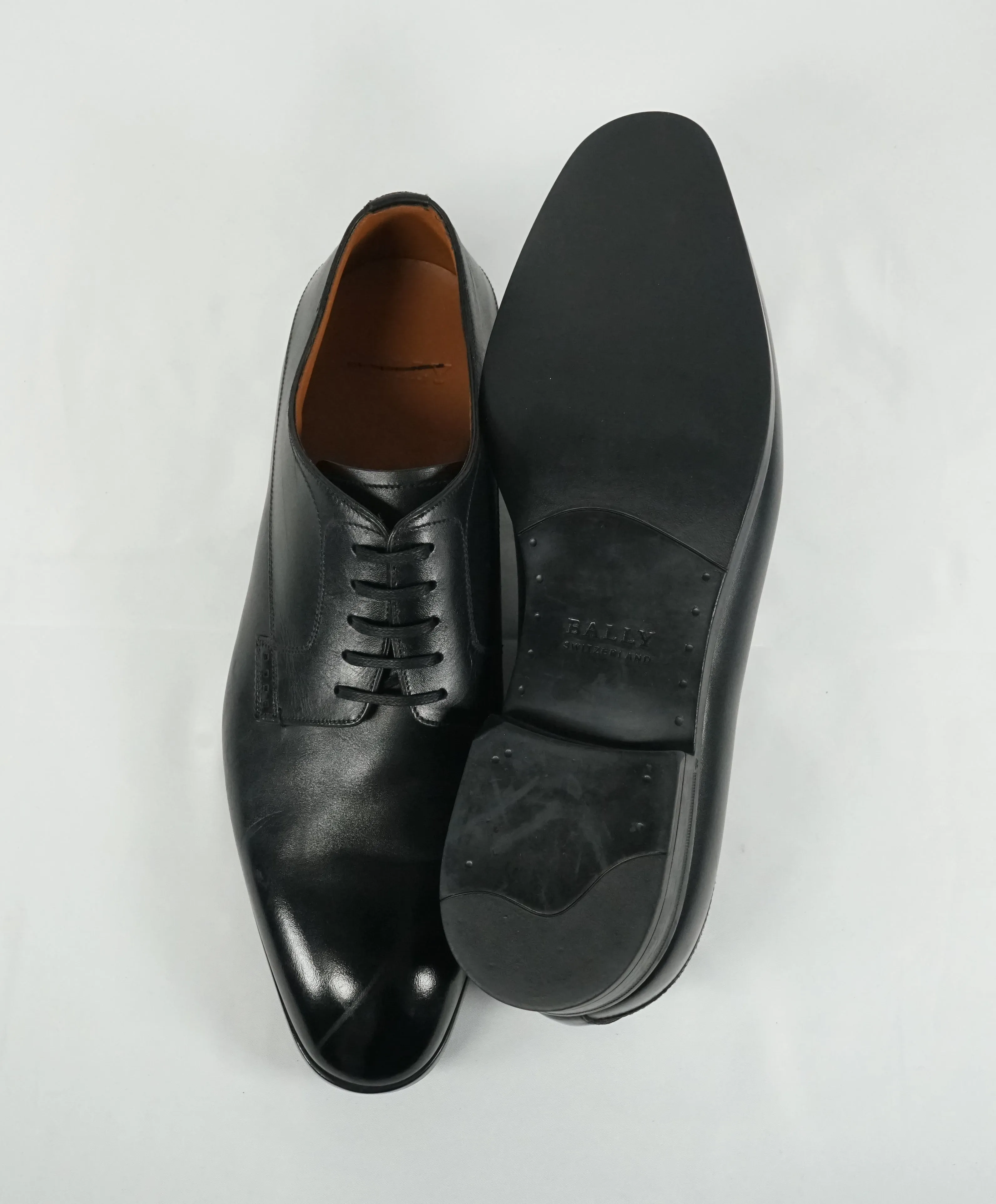 BALLY - “Lantel” Black Oxfords With Durable Rubber Sole - 8.5