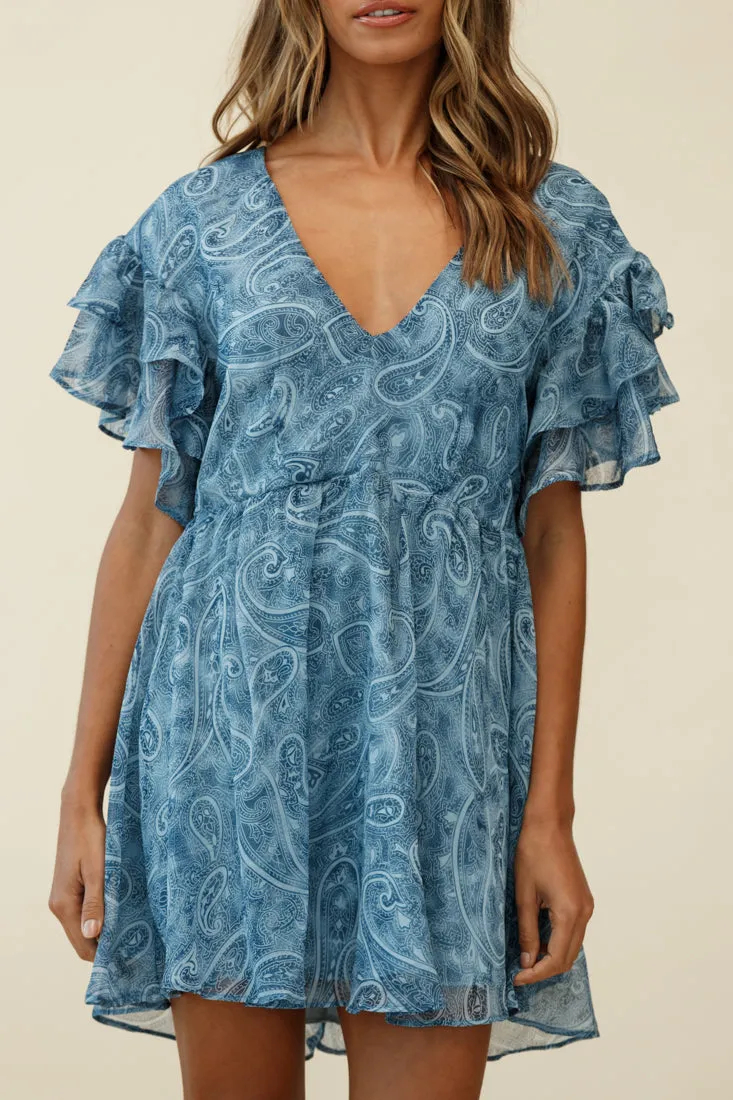 Here And Now Layered Ruffle Sleeve Loose Fit Dress Paisley Print Navy