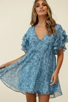 Here And Now Layered Ruffle Sleeve Loose Fit Dress Paisley Print Navy