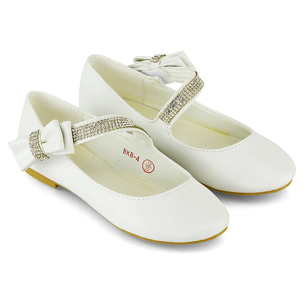 Lilo Kids Flat Bow Detail Diamante Embellished Detail Front Strap Wedding Ballerina Pump Shoes In White