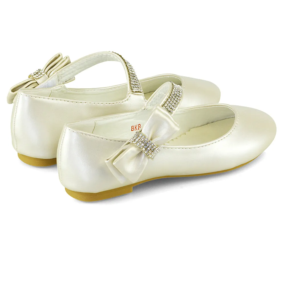 Lilo Kids Flat Bow Detail Diamante Embellished Detail Front Strap Wedding Ballerina Pump Shoes In White