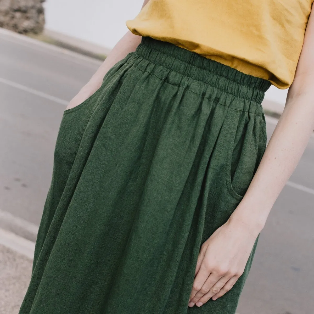 R: OIA gathered linen skirt (Size: S/M; Color: Juniper Green)