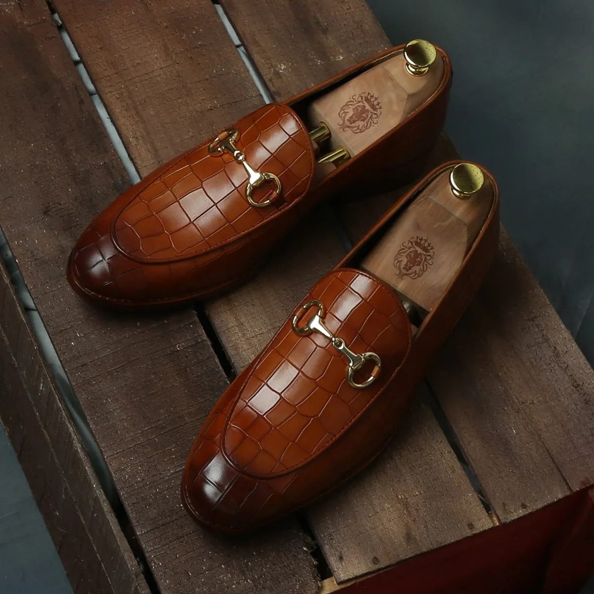 Tan Croco Textured Leather Loafer