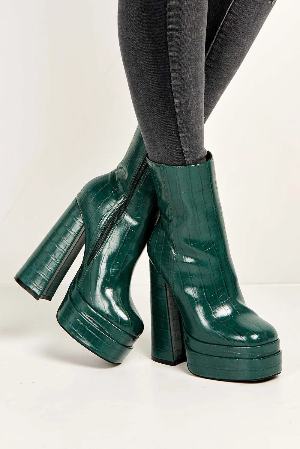 Yolanda Chunky Block Heel Platform Heeled Ankle Boots in Green Croc